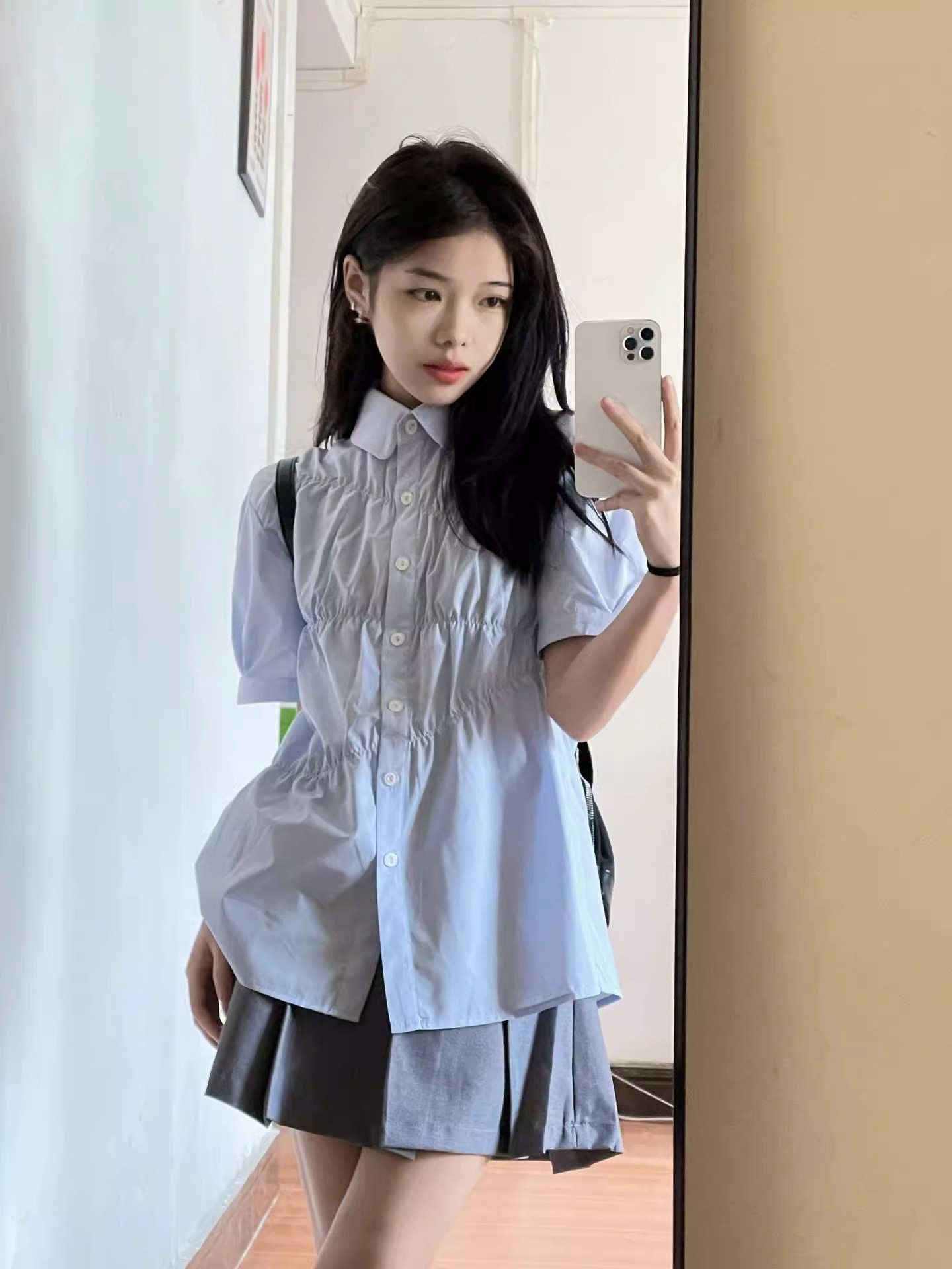 藍色短袖襯衫女夏季學院風甜美寬鬆純色襯衣高級感褶皺上衣