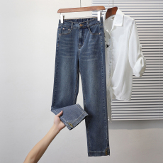 批发实拍春新款大码韩版直筒<b class='q'>牛仔裤</b>女显瘦胖MM<b class='q'>九分</b>裤弹力烟管裤法棍裤