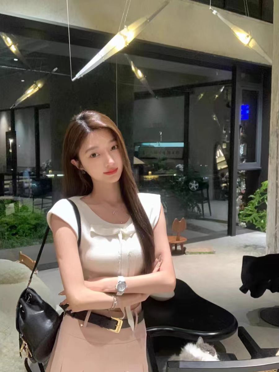 設計感小眾蝴蝶結針織衫女夏季法式短款內搭很仙的韓系小飛袖上衣