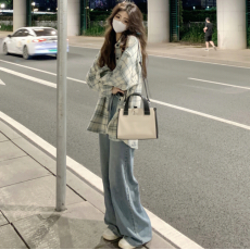 批发秋冬2025新款大码格子衬衫设计感法式衬衣长袖上衣