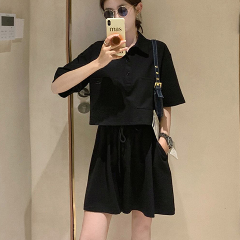 Summer new fashion casual sports suit for women, stylish age-reducing polo collar top + wide-leg shorts two-piece set