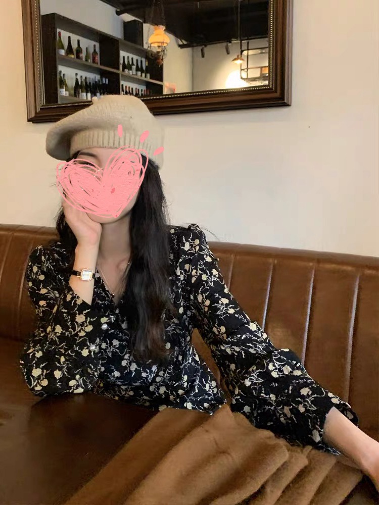 魚尾V領長款碎花連衣裙女 2024春秋季新款長袖遮垮顯瘦打底腳腕裙