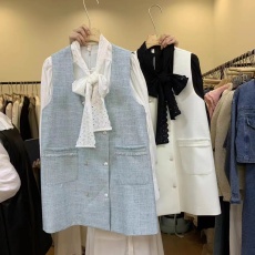 批发<b class='q'>韩国</b>东大门2026春季新款时尚法式气质系带长袖衬衫+背带裙两件套