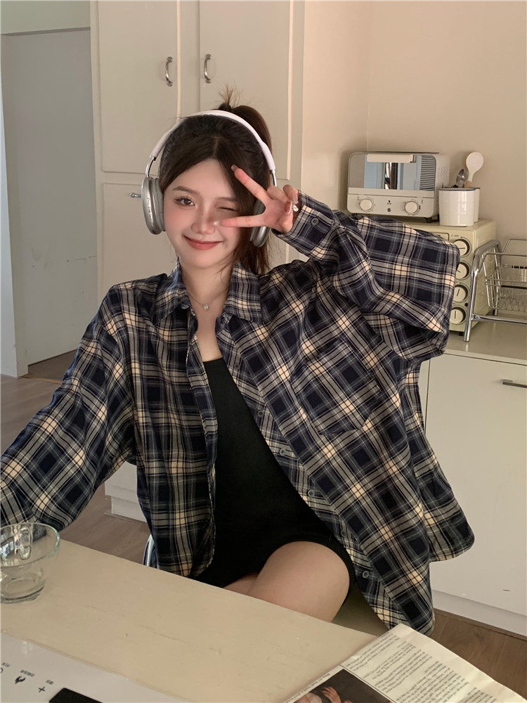 Actual shot of 2024 new spring plaid shirt for women, lazy style loose shirt, cardigan jacket, long-sleeved top