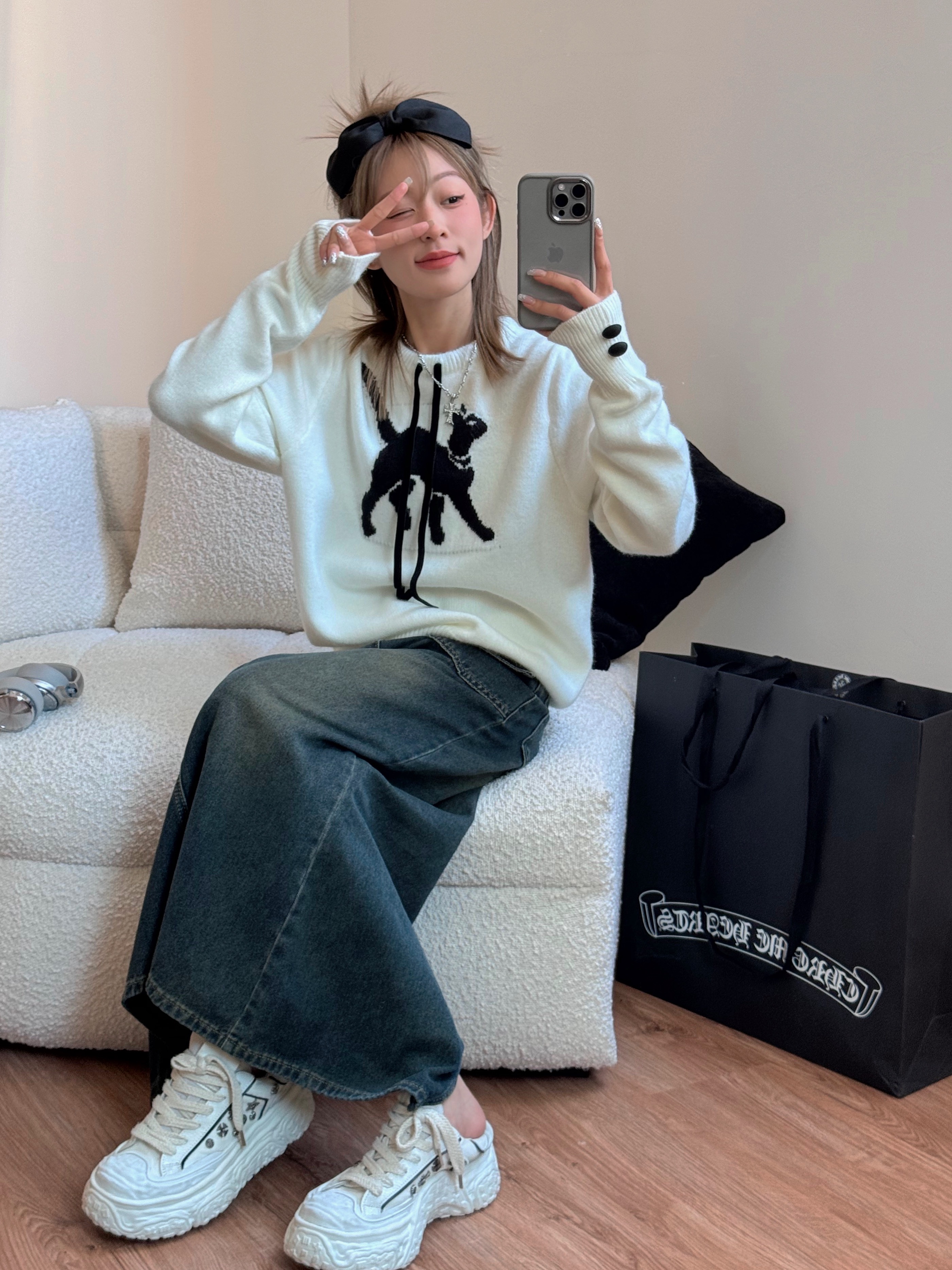 可愛貓咪提花圓領長袖針織毛衣女冬季寬鬆小眾軟糯打底衫減齡上衣