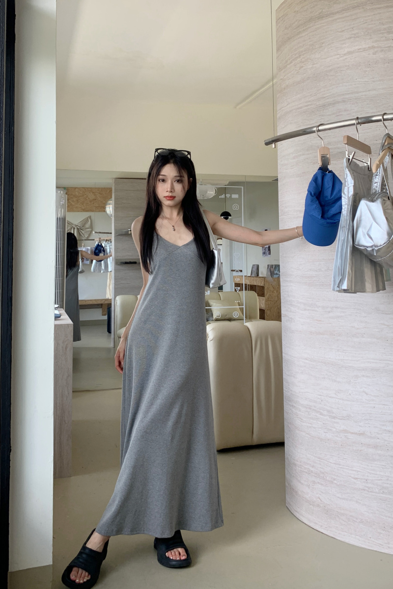 韓版垂感針織吊帶裙簡約氣質連衣裙女夏季新款顯瘦高腰絕美小裙子