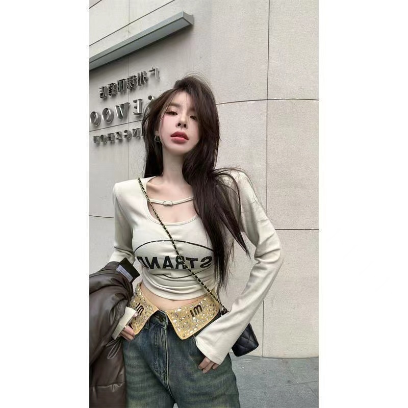 Letter printed u-neck bottoming shirt, long-sleeved shoulder pad T-shirt for women, autumn and winter drawstring straps, waist-cinching short inner top