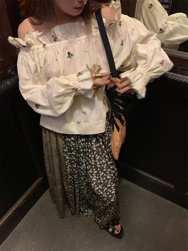 落落狷介寬鬆襯衫女設計感小眾2024年新款春夏長袖刺繡一字肩上衣