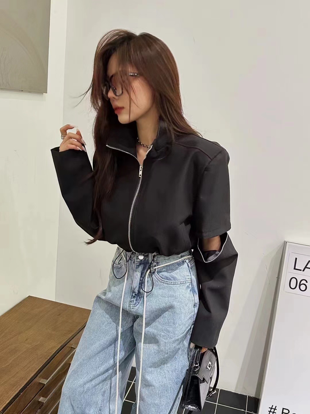 South Korea Dongdaemun 2024 new spring women's chic Hong Kong style retro drawstring waist short coat jacket top