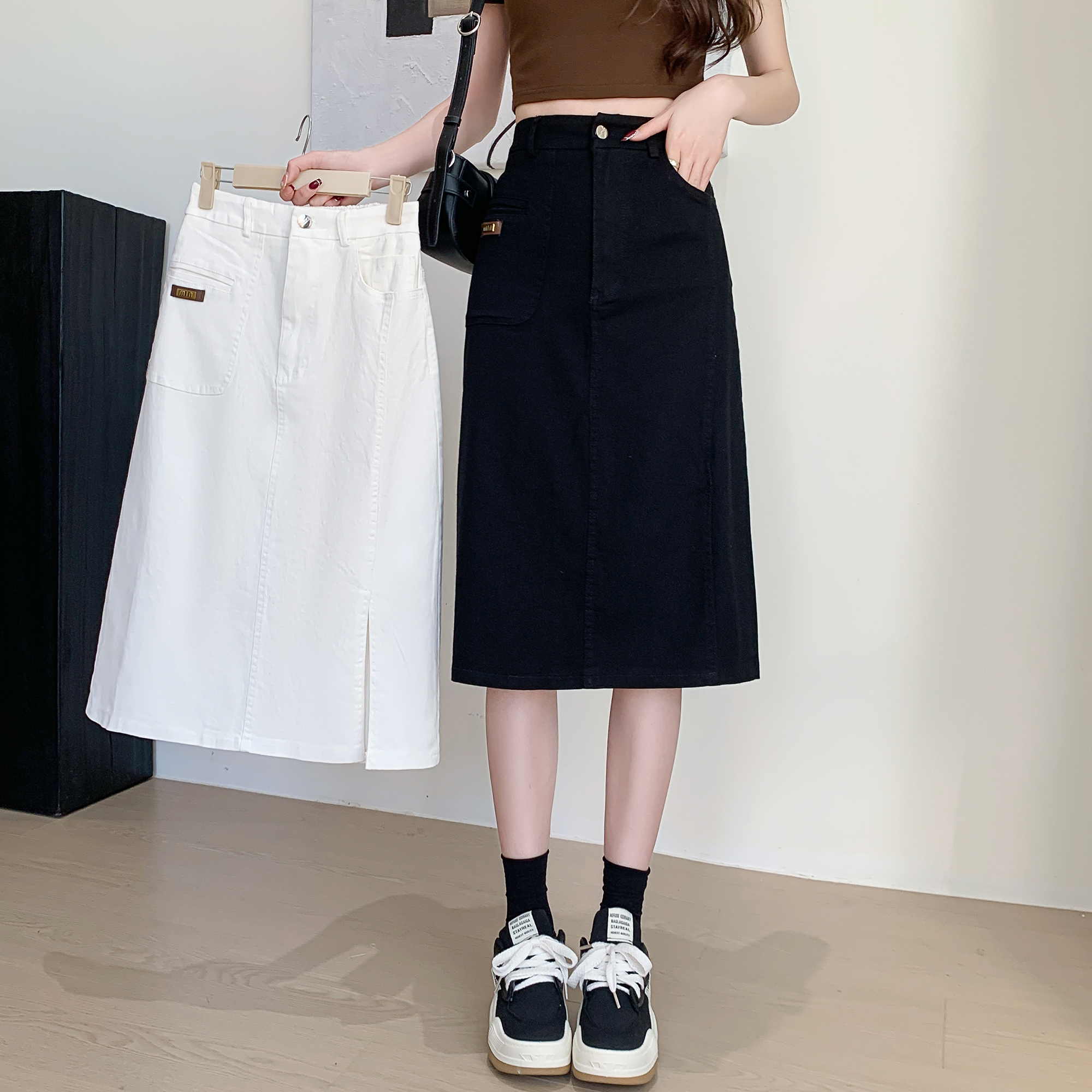 Real shot of summer large size loose stretch denim skirt for fat girls, slimming mid-length A-line skirt