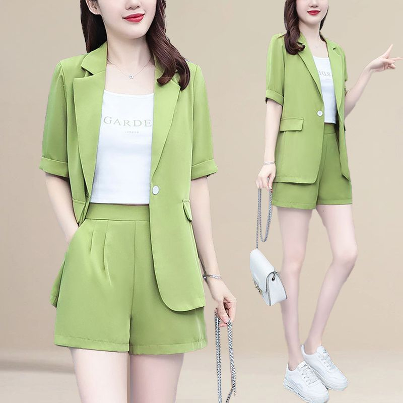 2024夏季新款韓版小西裝外套女網紅薄款氣質休閒西服短褲兩件套裝