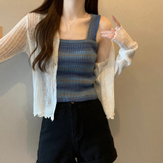 批发2026夏季撞色小吊带背心打底衫+薄款长袖<b class='q'>开衫</b><b class='q'>短款</b><b class='q'>针织</b>小衫两件套