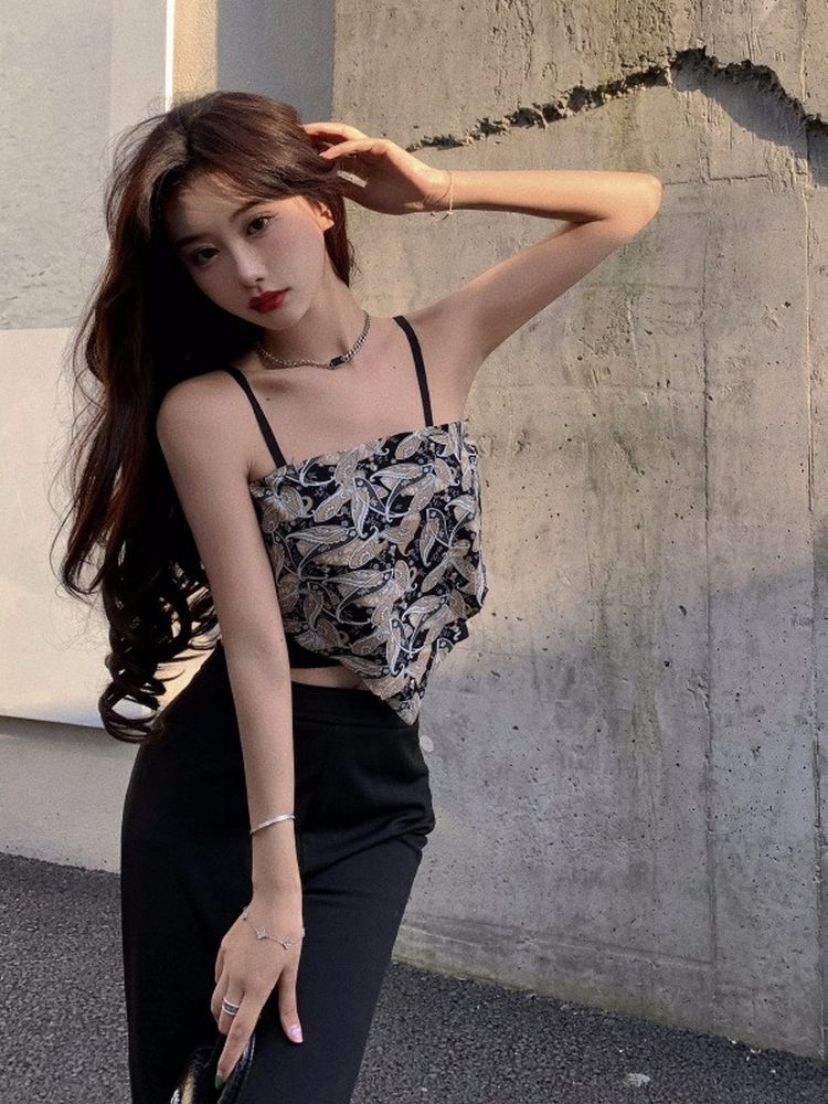 法式吊帶上衣復古設計感小眾外穿抹胸上衣背心女夏內搭打底肚兜式