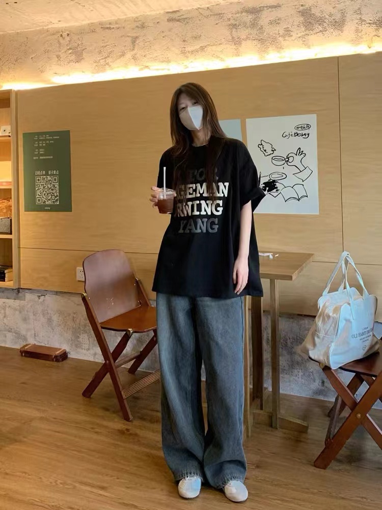HVIVI立體字母印花短袖T恤女春季設計感寬鬆顯瘦圓領打底百搭上衣