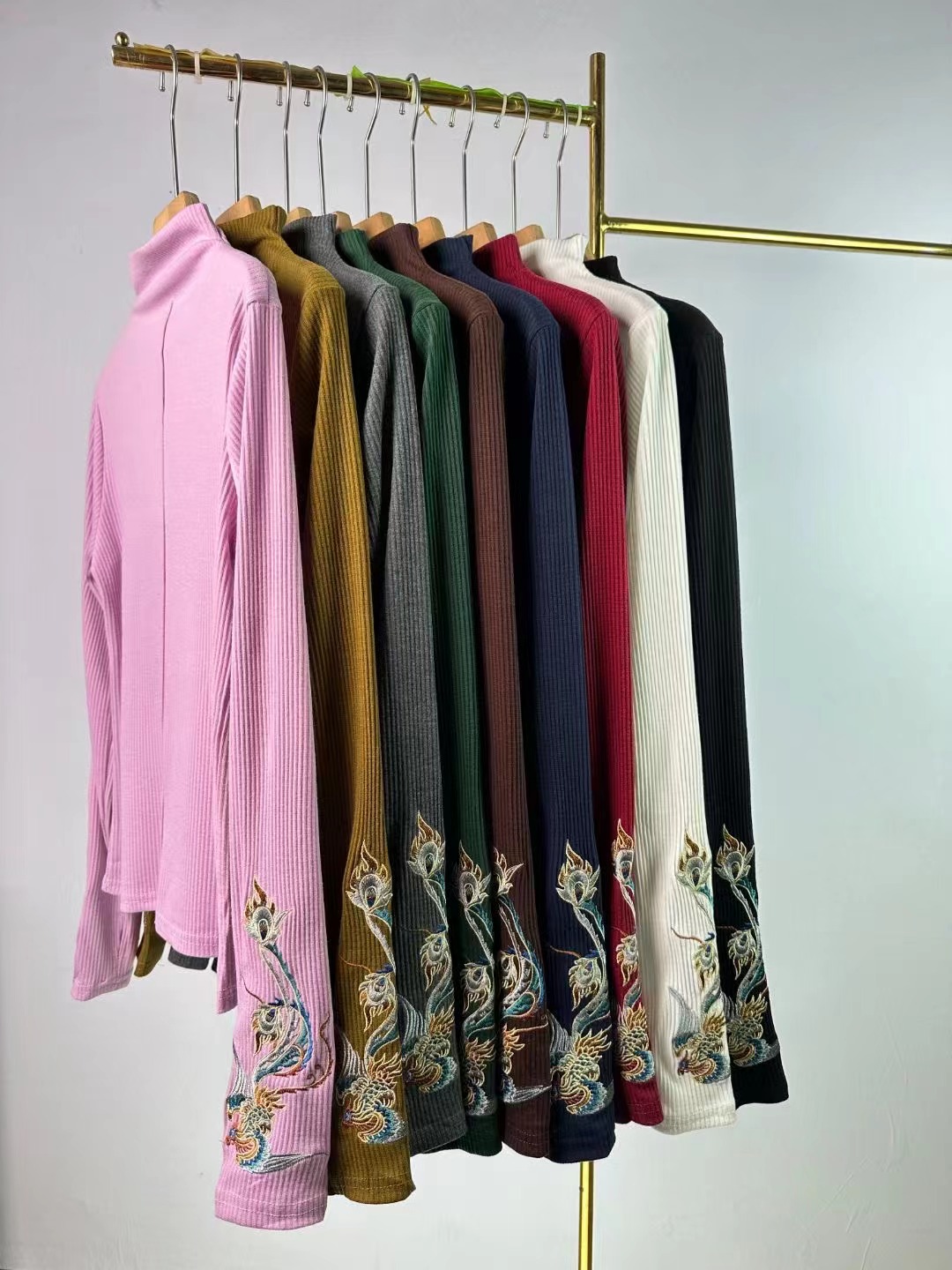 New Chinese-style half turtleneck bottoming shirt for women in spring, high-end, slim-fitting inner wear, Chinese style embroidered long-sleeved T-shirt top