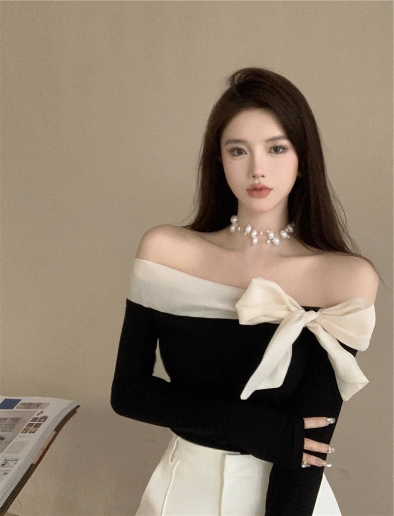 One-shoulder bow long-sleeved T-shirt for women in autumn, gentle temperament, slim short style, contrasting color splicing top