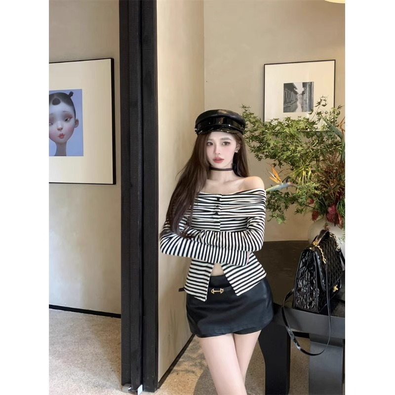 Korean style one-shoulder bottoming shirt, short top, high-end, unique and chic striped long-sleeved T-shirt for women, versatile in autumn