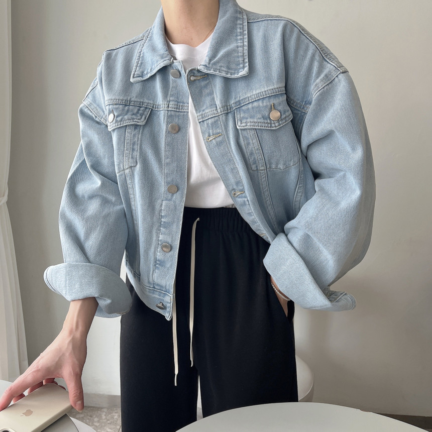 Lapel topstitched simple denim jacket