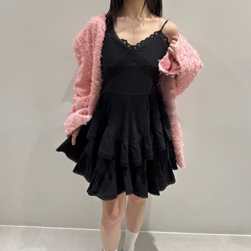 Korean chic early spring temperament lace ruffle cake skirt suspender dress