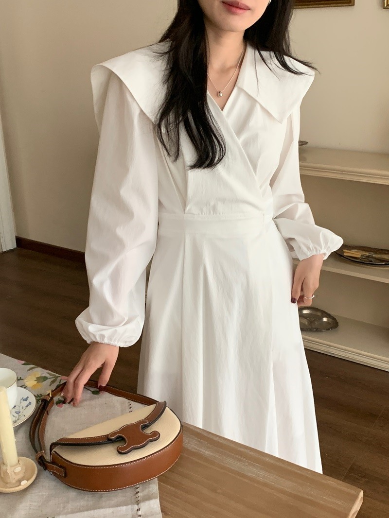 Actual shot of the new early spring navy collar age-reducing playful one-piece waist slimming mid-length dress