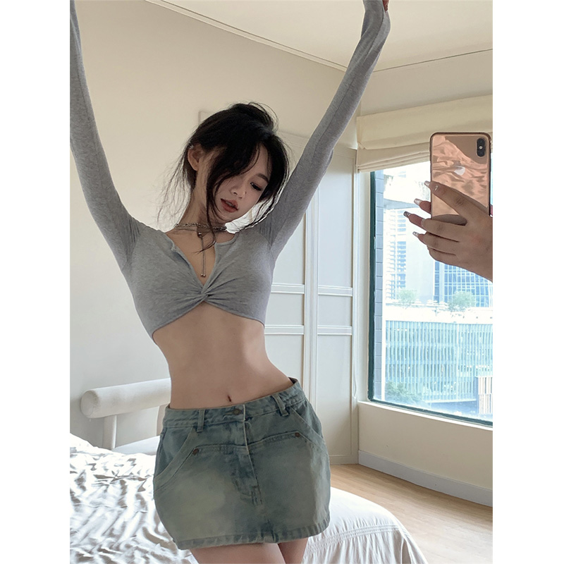 美式復古辣妹風 v領長袖短款早春顯瘦t恤女純欲打底衫上衣
