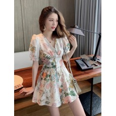 批发法式新款小个子连体衣女装气质泡泡袖碎花<b class='q'>雪纺</b>连身连体短裤