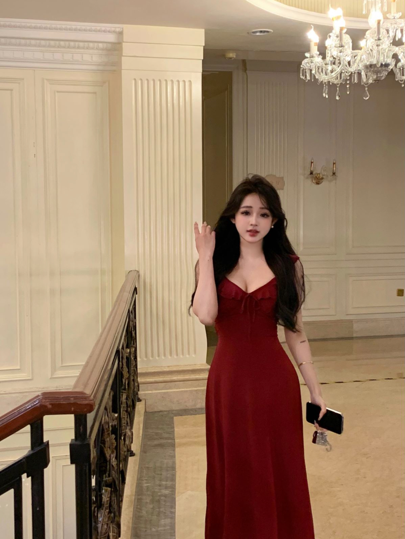 Real shot of red and white rose double-layer matte stretch knitted straps to pinch out slim waist slim dress