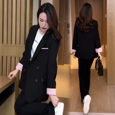 批发官图 时尚西装外套女春<b class='q'>秋</b>新款宽松显瘦设计感小众双排扣百搭上衣