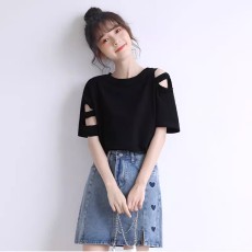 批发<b class='q'>夏季</b>新款黑色短袖t恤女简约打底衫设计感小众内搭圆领上衣