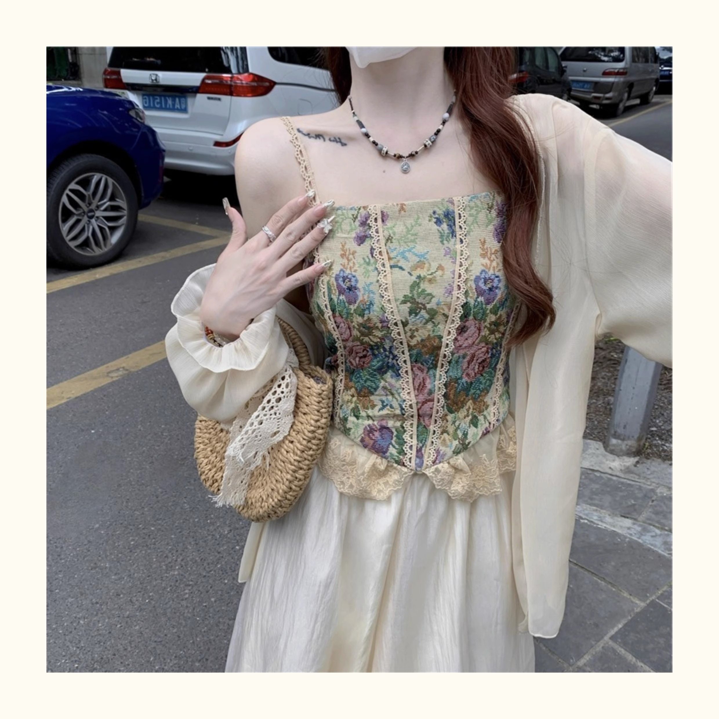 French retro oil painting floral camisole sun protection shirt half-length skirt for women summer 2024 new fashion suit