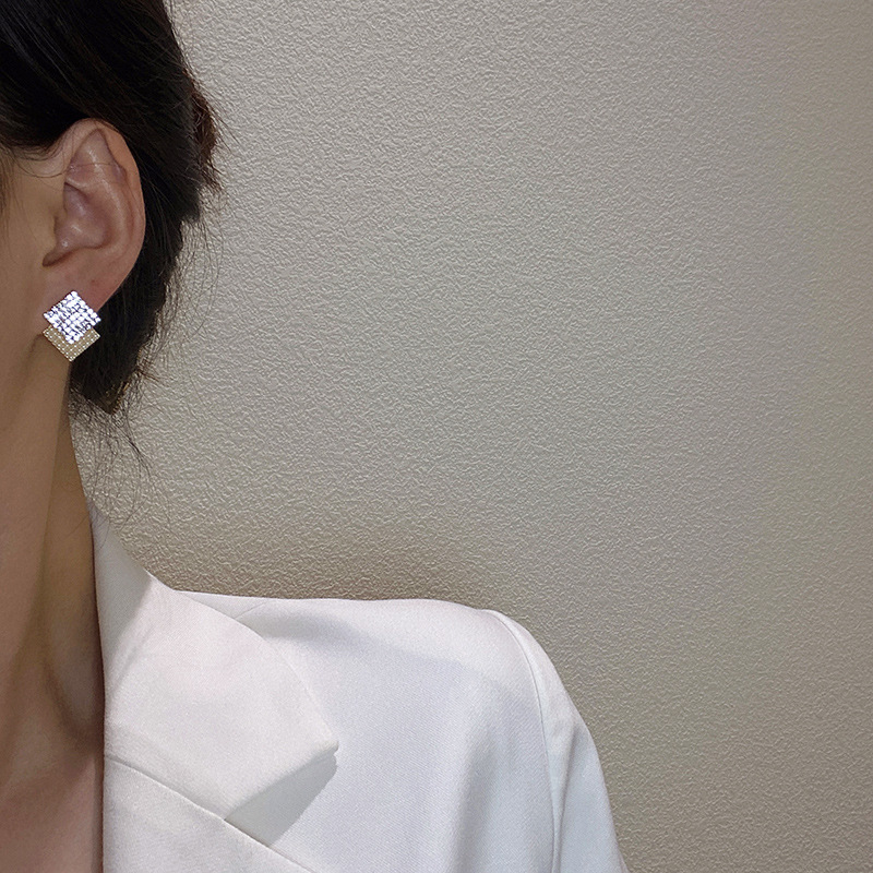 CX11582# 最便宜饰品批发S925银针几何形时尚气质满钻珍珠耳环女网红设计感耳钉