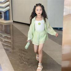 批发女<b class='q'>童</b><b class='q'>夏季</b><b class='q'>套</b>装2026新款儿<b class='q'>童</b>长袖衬衫吊带短裤小女孩防晒三件套薄款
