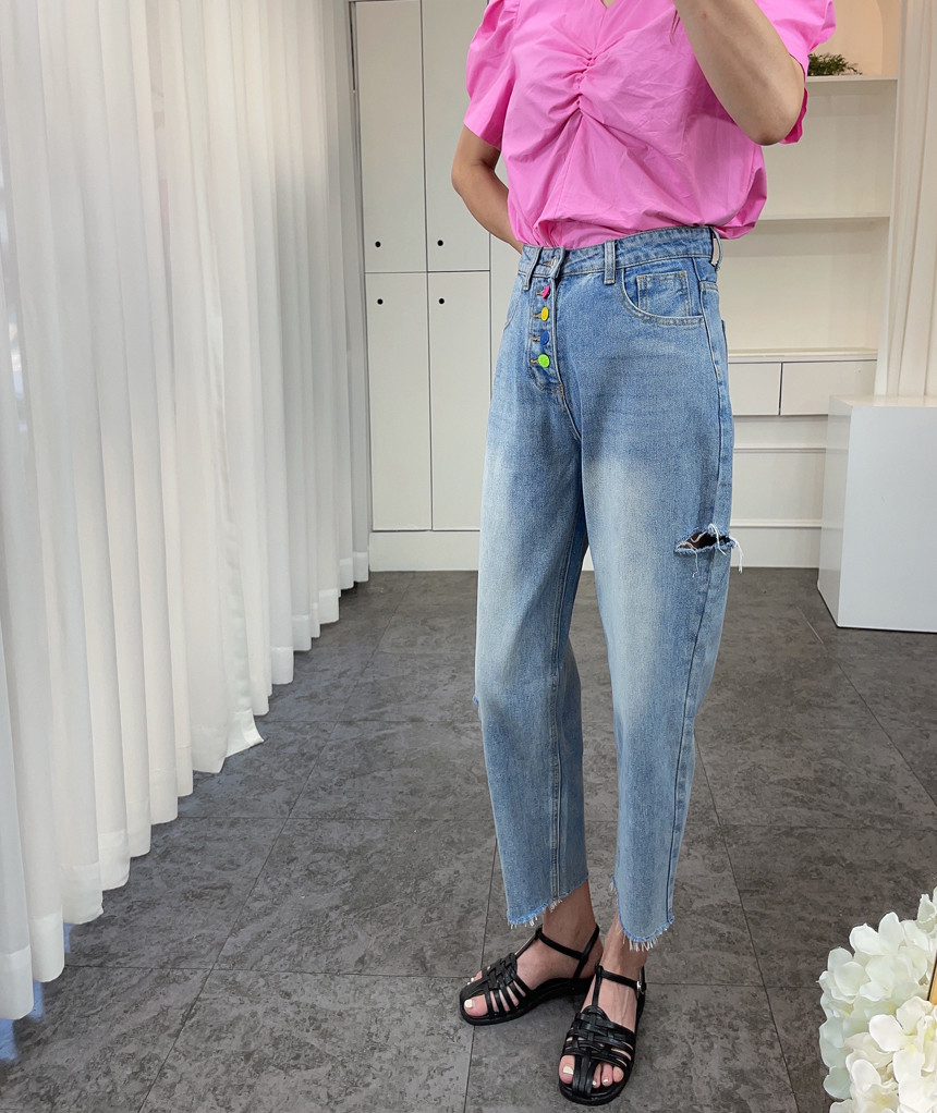 Slim fit colorful buttoned denim cropped pants