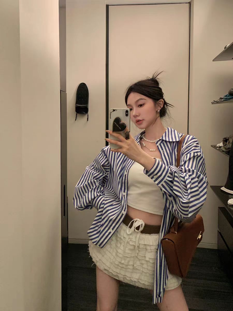區區歐陽 豎條紋藍色襯衫外套女春季設計感小眾寬鬆襯衣長袖上衣