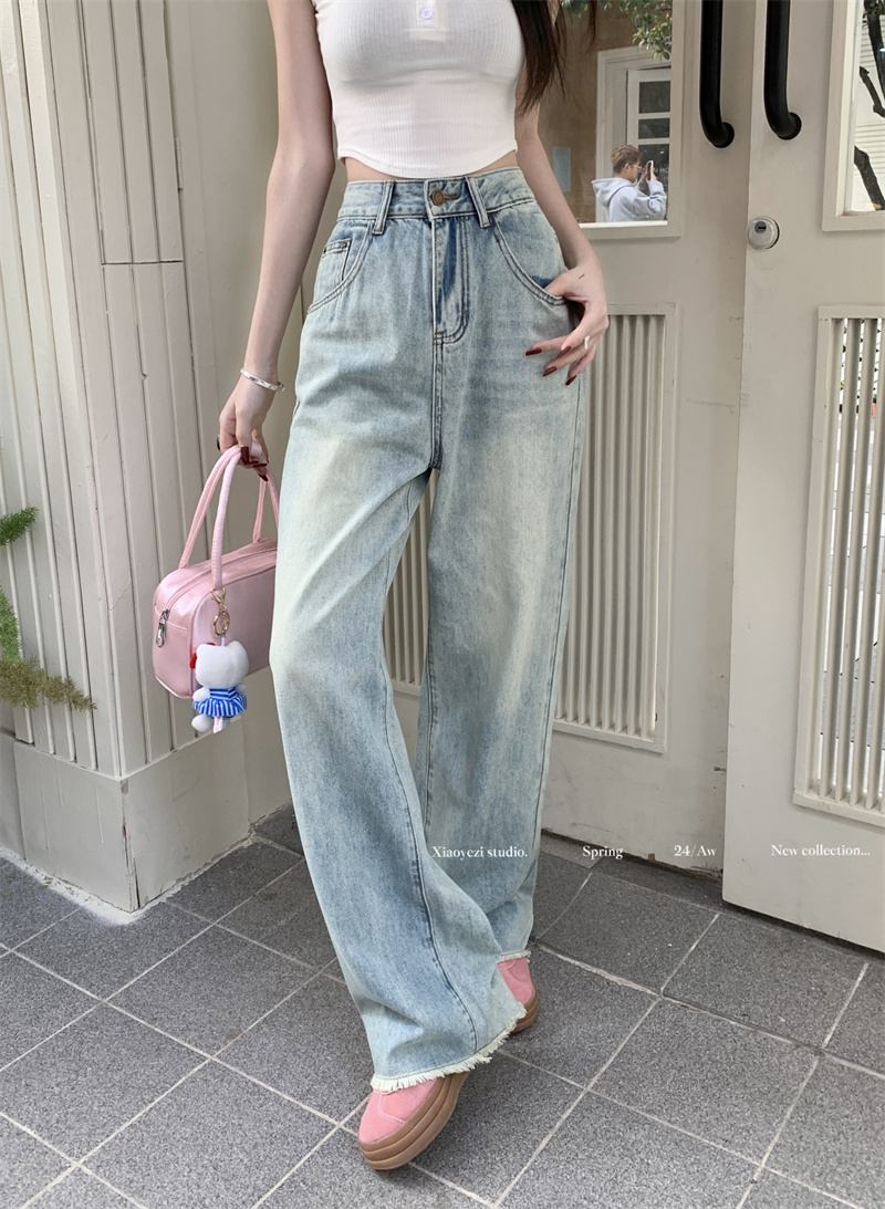 Actual shot of new high-waisted loose straight-leg simple and versatile light-colored raw edge long jeans for women