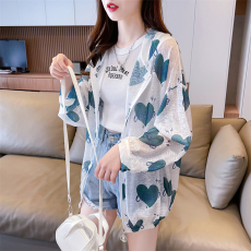 批发实拍冰丝纳米丝薄款<b class='q'>中长款</b>宽松<b class='q'>开衫</b>拉链防晒衣连帽外套女