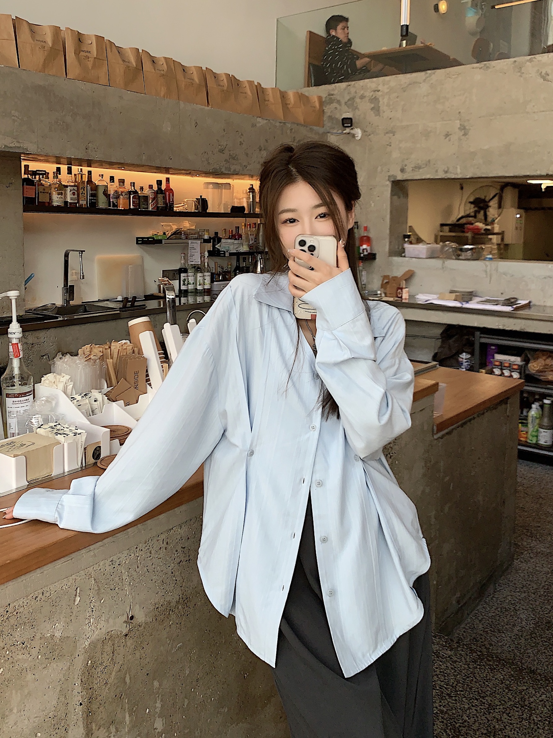 Actual shot of spring Korean textured waist shirt design niche lazy shirt long-sleeved sun protection top