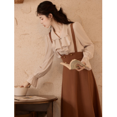 批发实拍   少女宫廷<b class='q'>长袖</b><b class='q'>衬衫</b>+女显瘦高腰背带裙 两件套+40