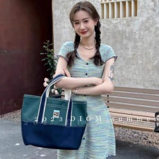 批发法式甜美V领<b class='q'>彩</b>色条纹<b class='q'>连衣裙</b>女小个子收腰修身辣妹裙夏季新款
