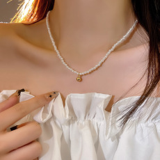 批发实拍韩国新款优雅超仙气质珍珠项链简约百搭网红同款小米珠锁骨链