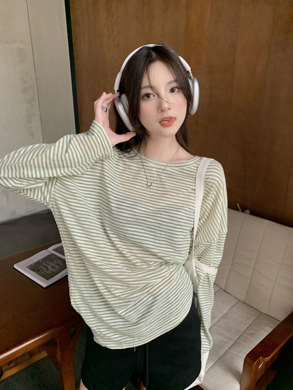 Real shot Thin sun protection striped T-shirt round neck loose top