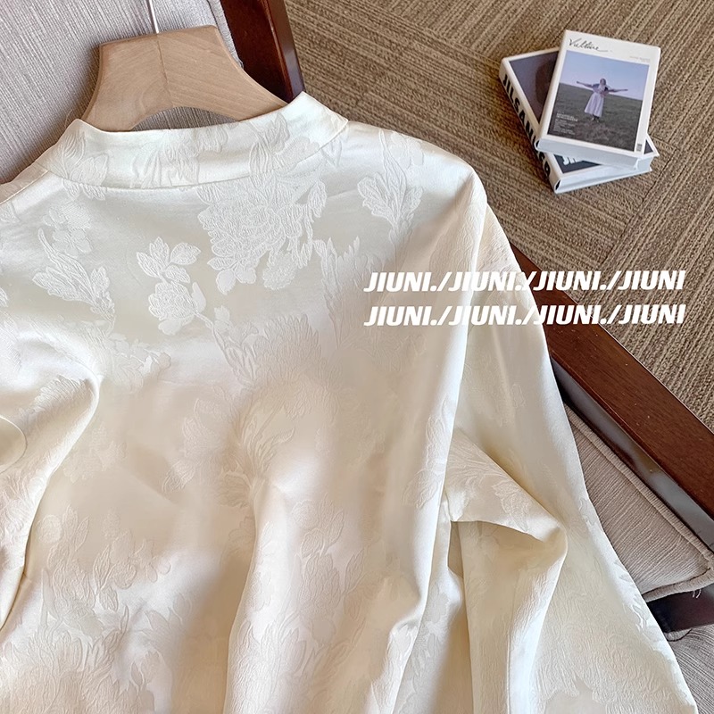 白色復古新中式刺繡斜襟盤扣短外套女2024春新款氣質國風唐裝上衣