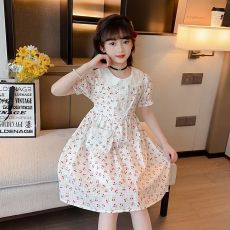 批发<b class='q'>女童</b>娃娃<b class='q'>领</b>连衣裙夏季2026年新款洋气樱桃公主裙夏装薄款儿童裙子