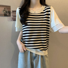 批发实拍胖妹妹大码女装夏季别致拼接<b class='q'>雪纺</b>袖<b class='q'>短袖</b><b class='q'>T</b><b class='q'>恤</b>条纹正肩小衫上衣