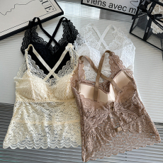 批发实拍大码波浪边蕾丝打底<b class='q'>内衣</b>新款美背内搭打底衫外穿无袖露肩上衣