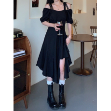 批发2026夏季新款黑色连衣裙女不规则<b class='q'>蕾丝</b>吊带裙赫本风高级感长裙