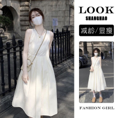 批发无袖<b class='q'>背心</b>连衣裙女夏季2026新款法式杏色收腰显瘦中<b class='q'>长款</b>蓬蓬大摆裙