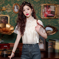 批发实拍2026夏新盘扣新中式轻国风短袖衬衫女宽松立领钉珠短款衬衣