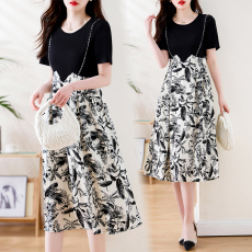 批发大码女装夏季显瘦假两件设计碎花拼接小心机链条吊带长裙淑女