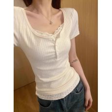 批发百合 已出货 提花面料 <b class='q'>假两件</b>碎花bm短袖t恤女